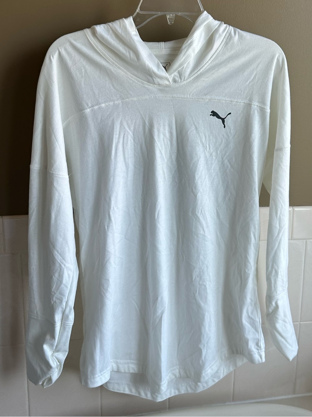 Puma Lightweight Hooded Long-Sleeve Shirt